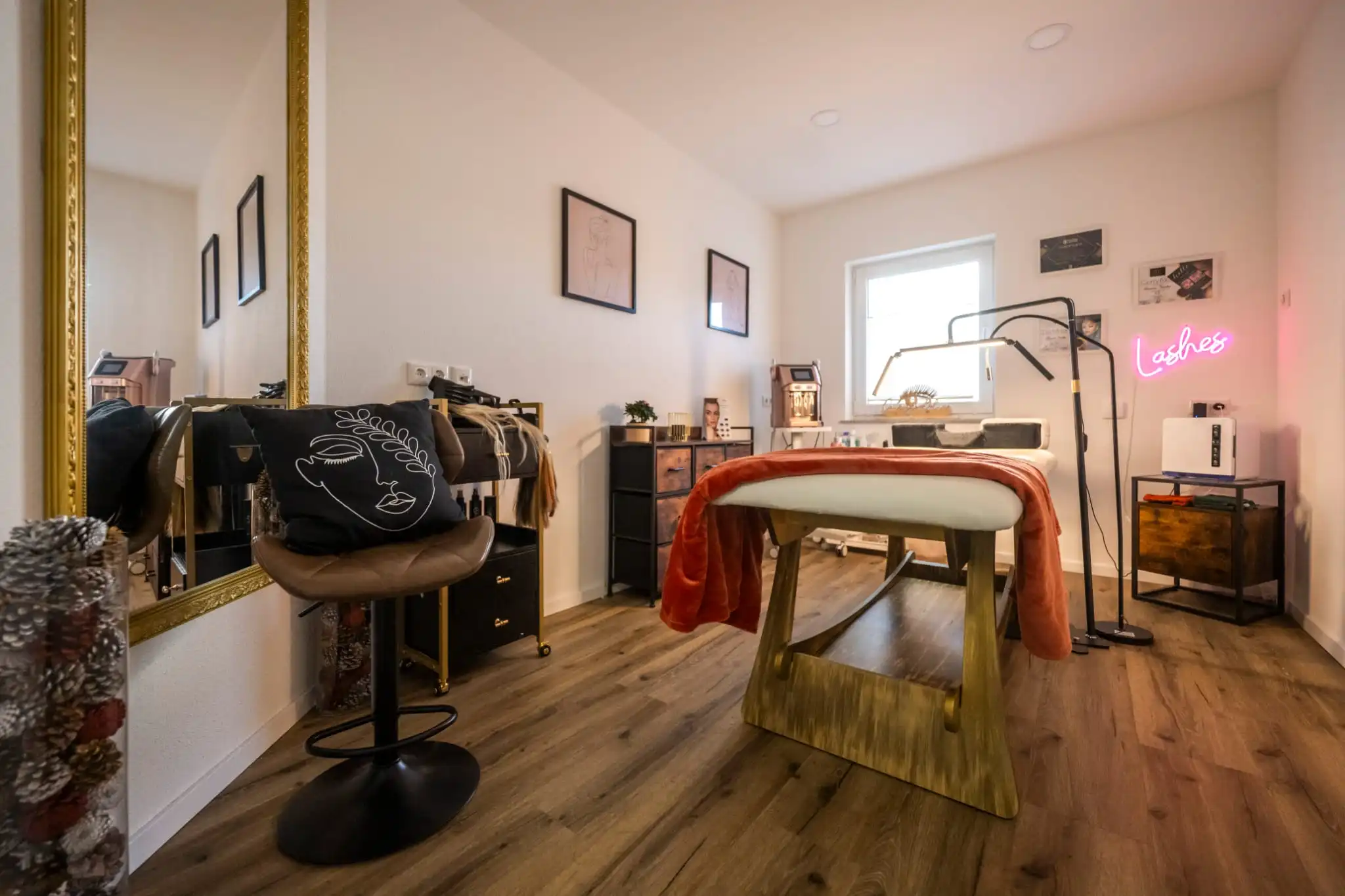 Courage Deluxe Beautystudios Königsbrück - Wartebereich und Empfang